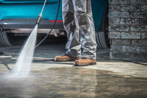 Best Pool Deck Cleaning  in Lakeside, TX